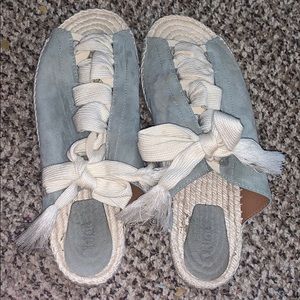 sandals